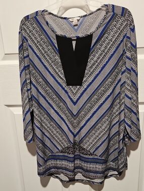 Cato Blue and Black V-Inset Patterned Tunic